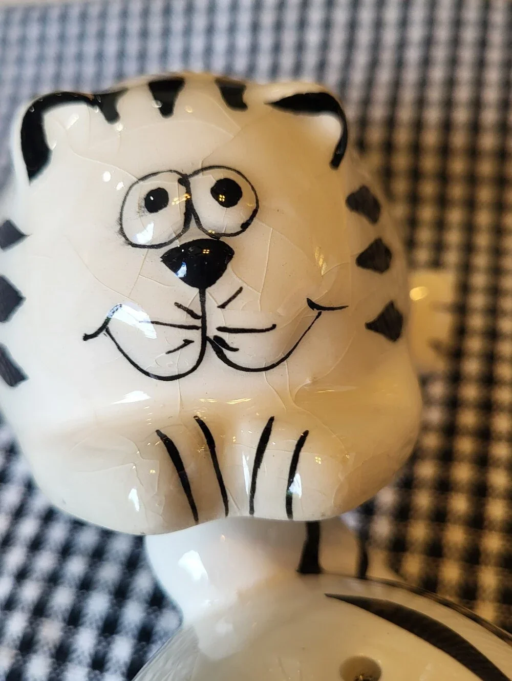 Pier 1 White and Black Ceramic Cat Salt and Pepper Shakers